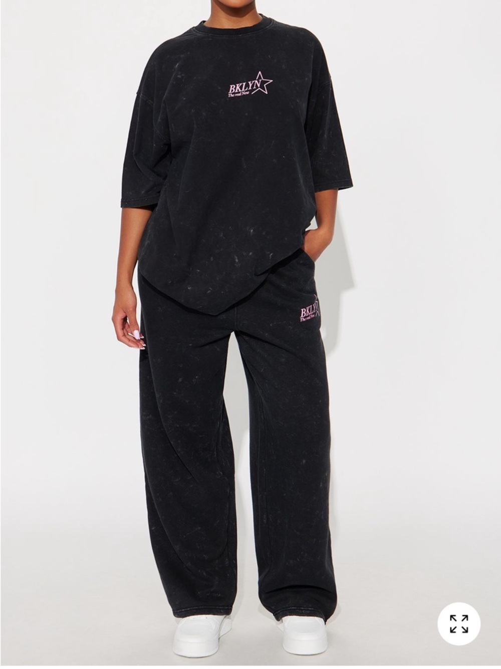 BKLYN Black Sweatshirt and Pants Set with Pink Logo